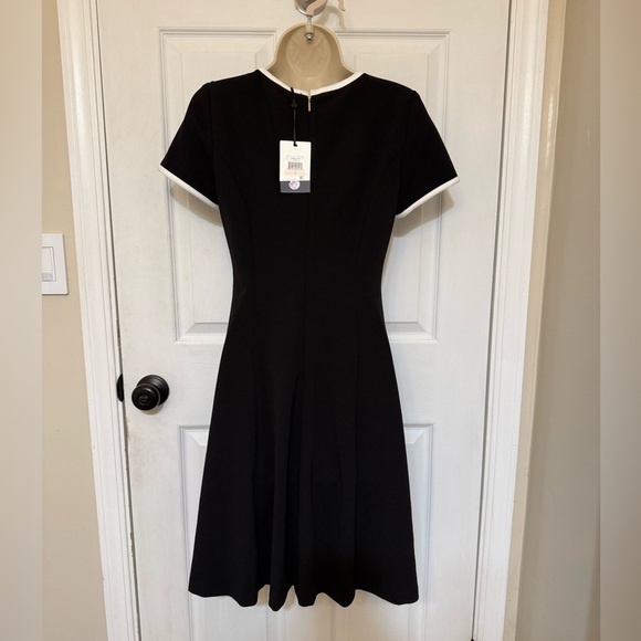 NWT DKNY Black Fit & Flare Dress Gold Zip White Trim Work Party Size 2 - Picture 4 of 5